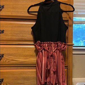 Romper with adjustable tie